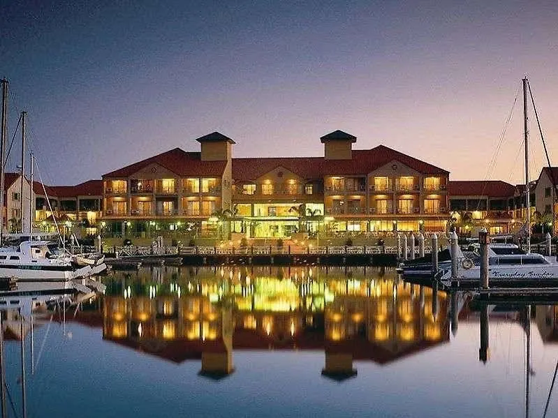 Hotel Marina Quays International Hope Island
