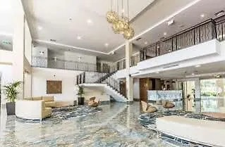 Marina Quays International Hotel Hope Island